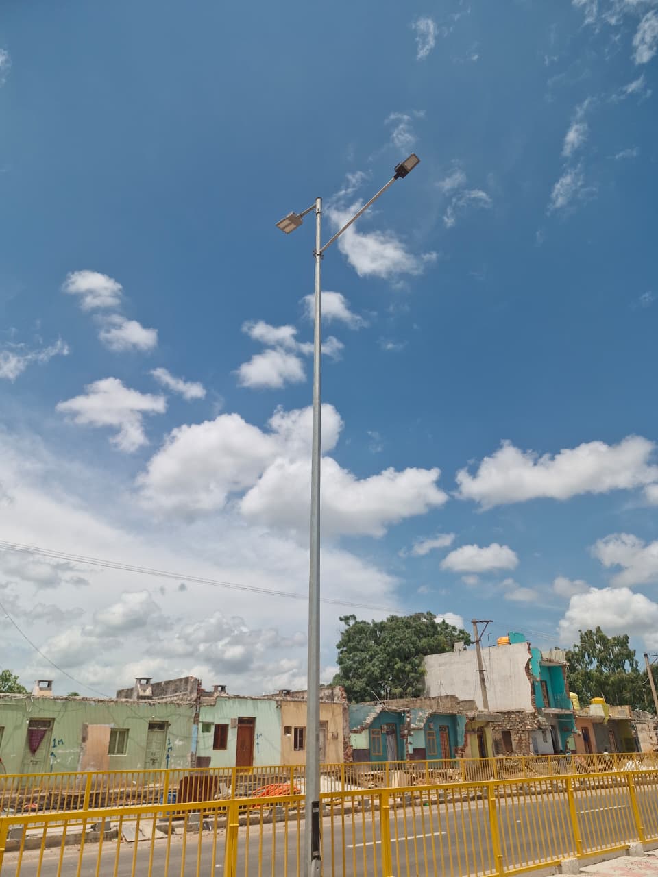 e3528507-0920-4d41-9bbf-8de29b305639